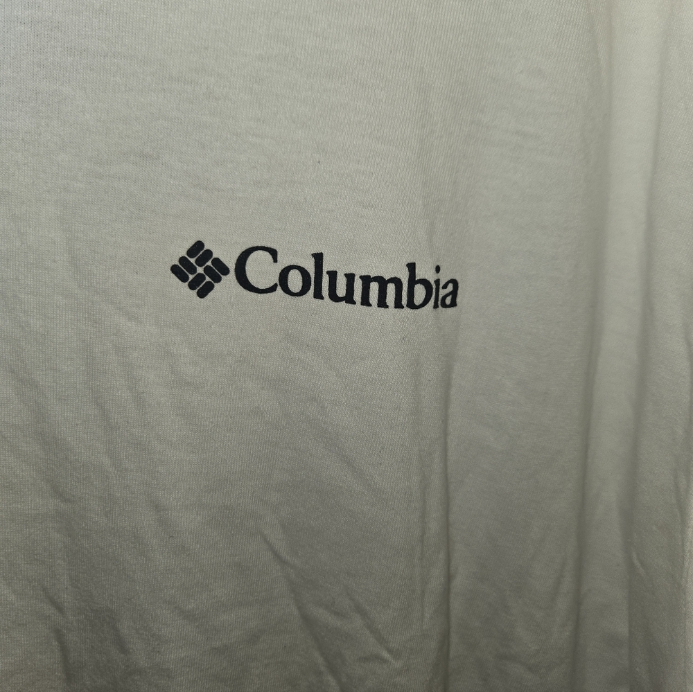 Columbia Men's White Short Sleeve Tee - Picture 8 of 8